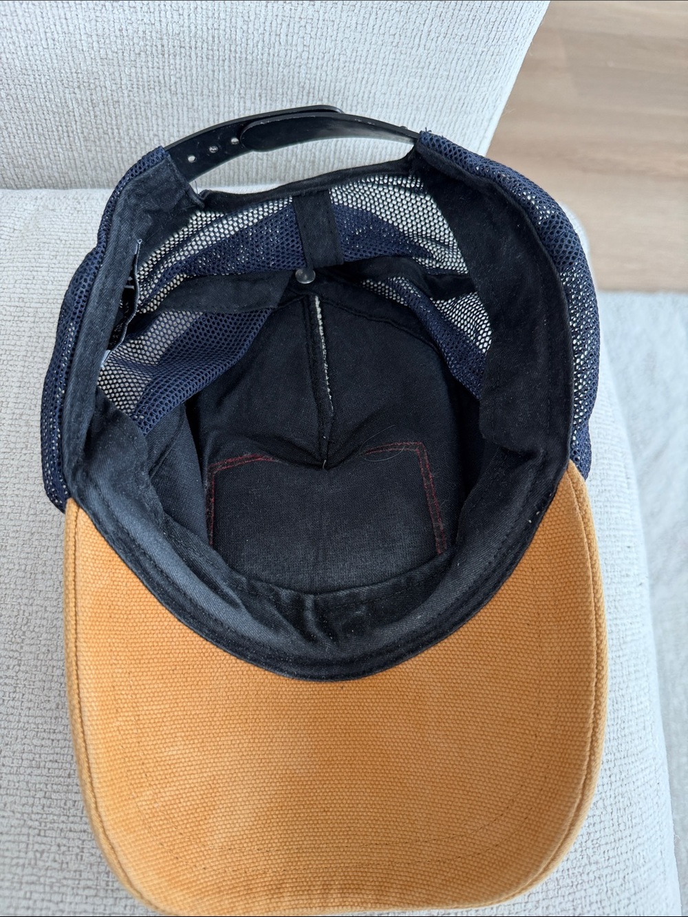 Zara Black and Navy Mesh Cap - Picture 3 of 3
